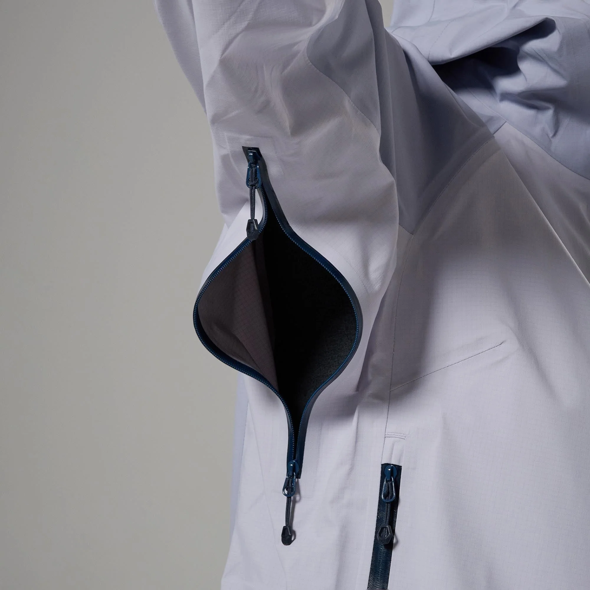 Montane Women's Norste XT Waterproof Jacket - Image 11