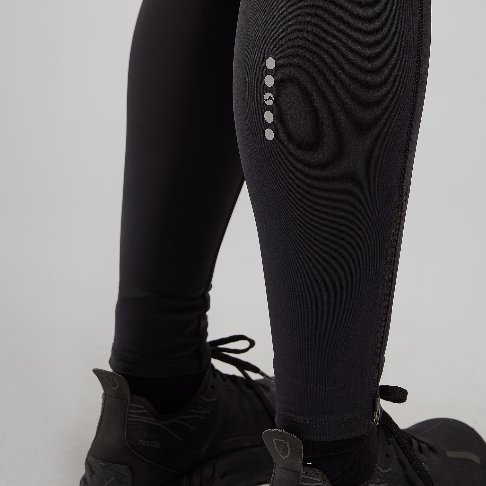 Montane Women's Slipstream Thermal Trail Running Tights - Image 4