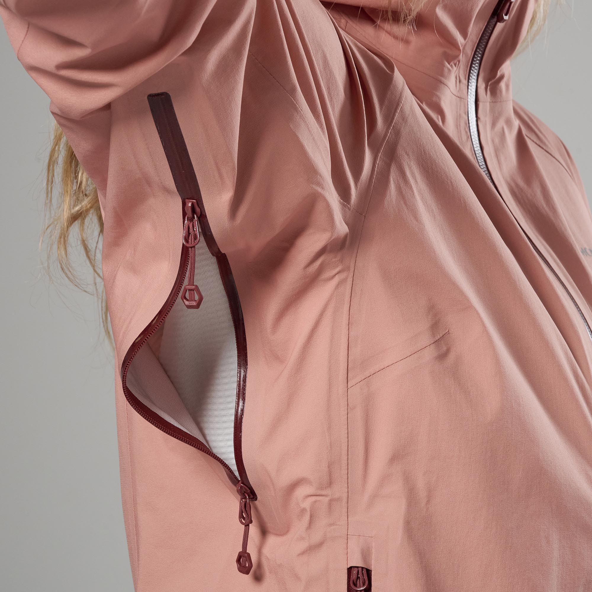 Montane Women's Vortic Waterproof Jacket - Image 7